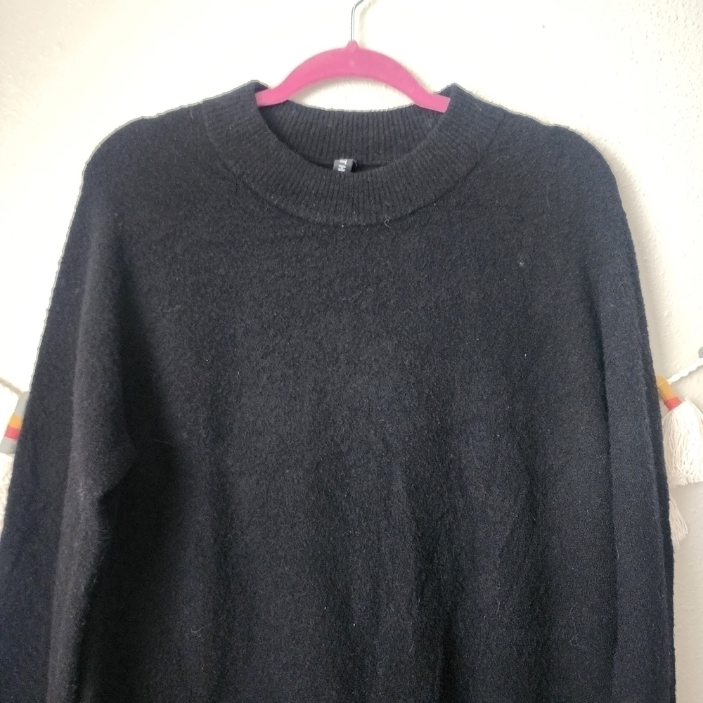 Athleta Black Knit Extra Fine Merino Wool Crewneck Pullover Top Comfort Casual S - Picture 4 of 9